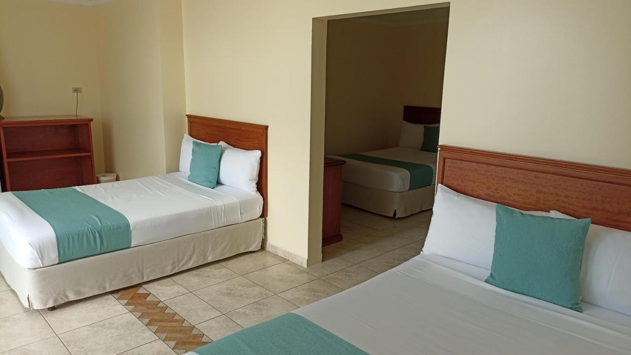 El Marqués Hotel Atacames