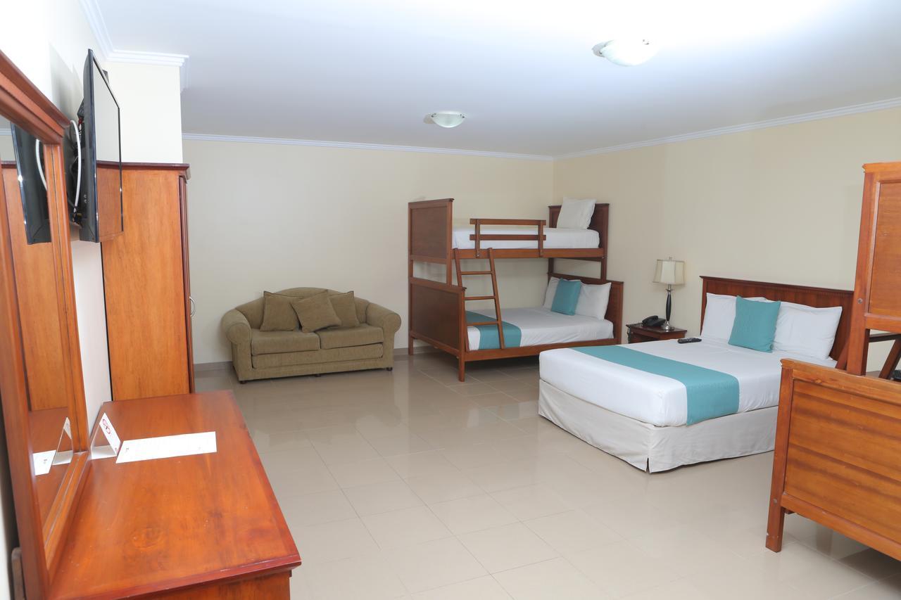El Marques Hotel Atacames